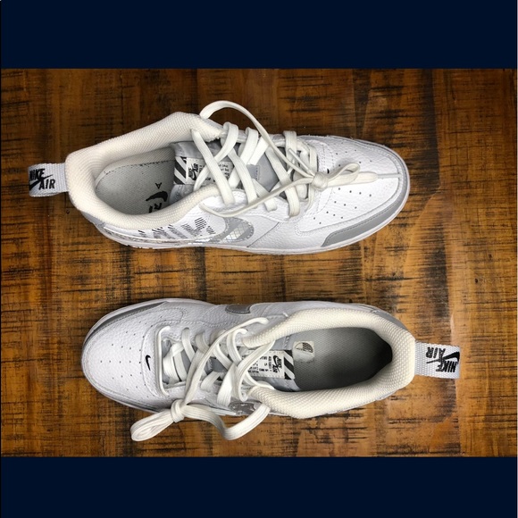 Nike Air Force 1’ 07 LV8 2 Under Construction - Picture 2 of 3